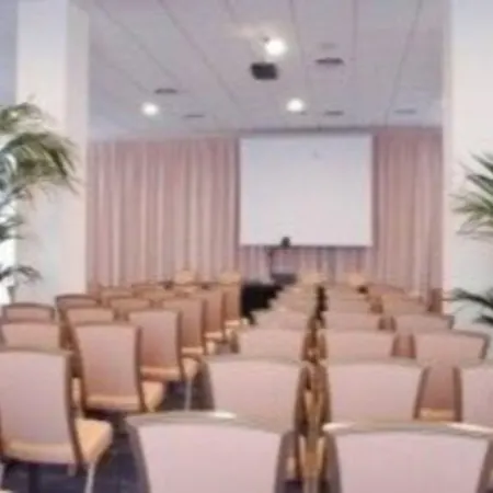 Recina Hotel 4*