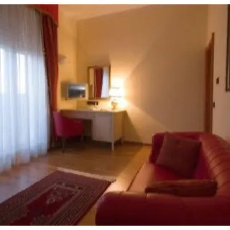 Recina 4* Macerata