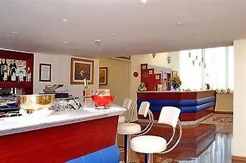 Recina Hotel 4*