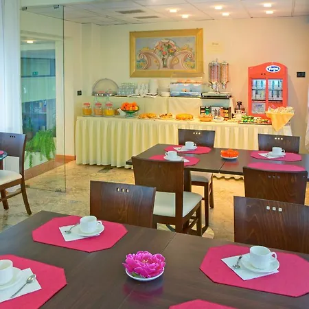 Recina Отель 4*