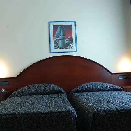 Отель Recina Мачерата