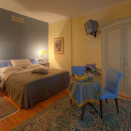 Hotel Recina 4*